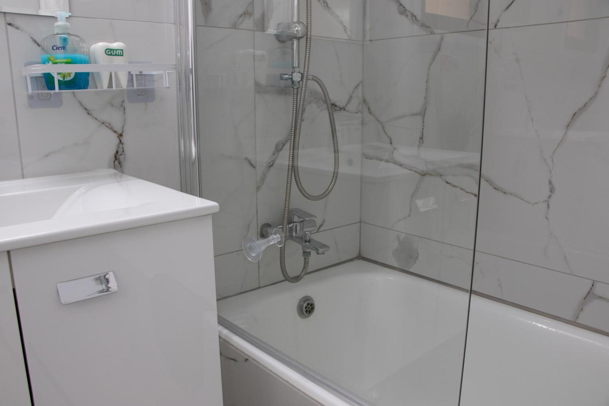 Apartment,Near The Beach Pinikoudes Larnaca Ngoại thất bức ảnh